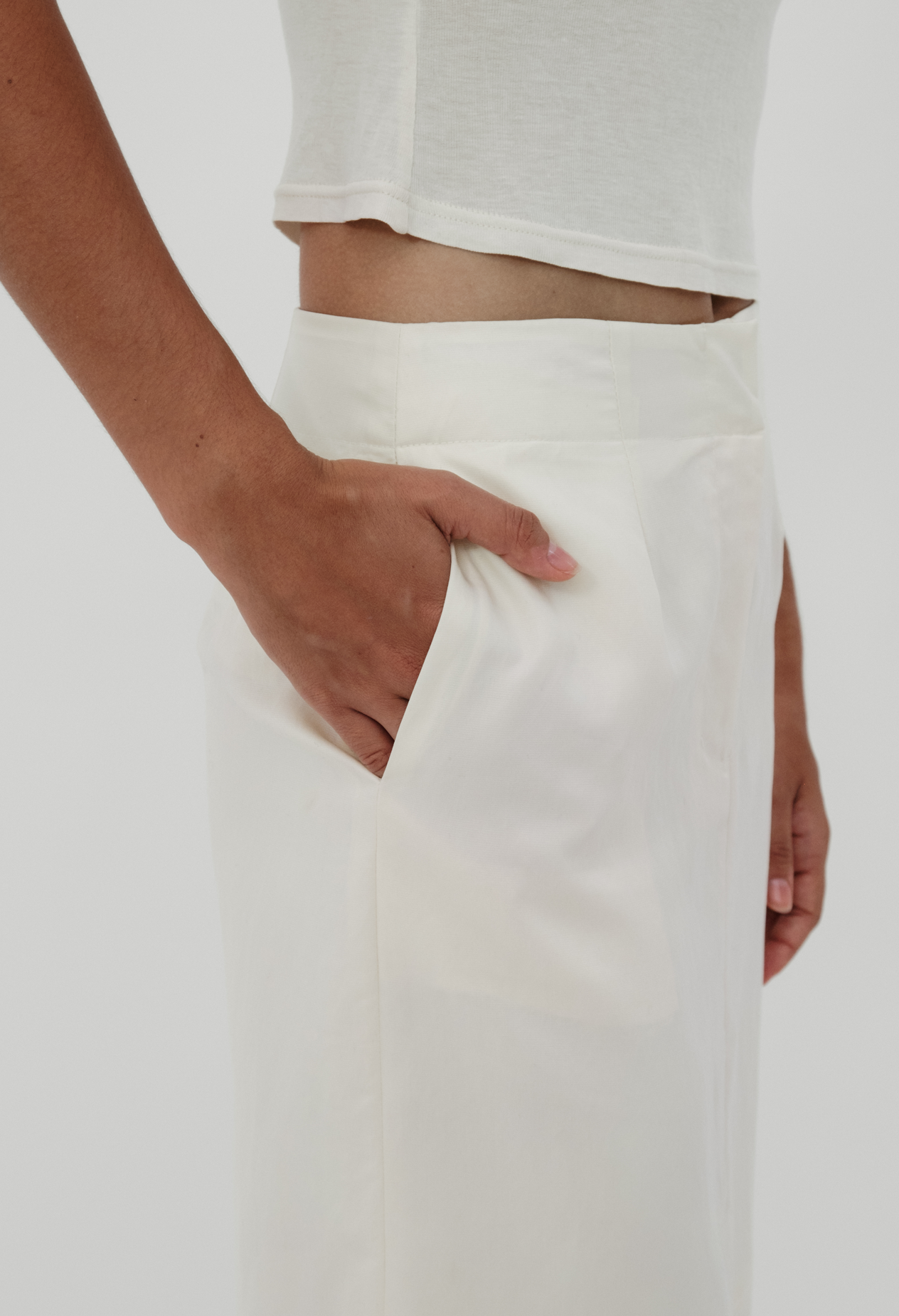 MANON KNEE LENGTH SKIRT